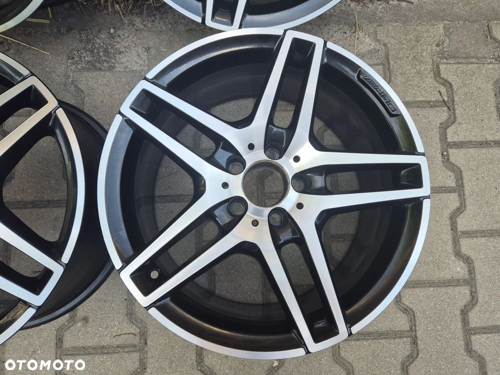 4x 8,5x18 ET48 5x112 Używany komplet felg aluminiowych MERCEDES AMG - 5