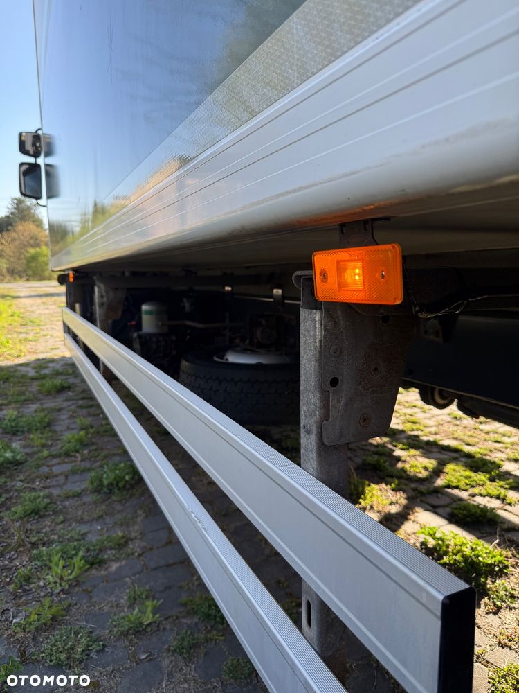 Renault D12 GAMMA - 10