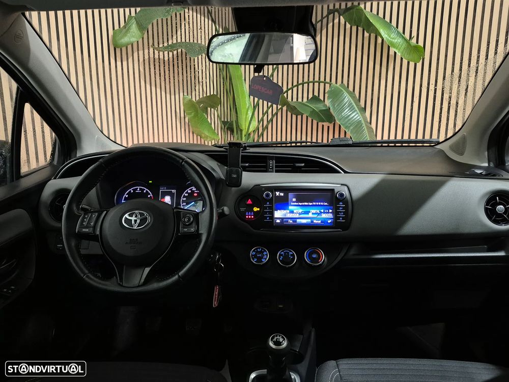 Toyota Yaris 1.0 VVT-i Comfort +PS+PT Techno - 8