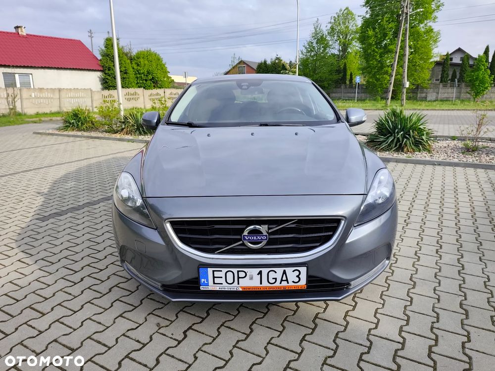 Volvo V40 D2 - 12