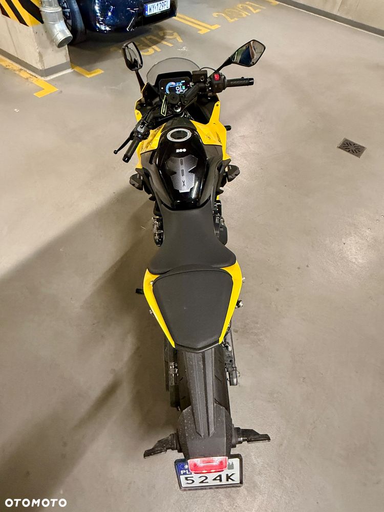 Suzuki GSX-R - 14