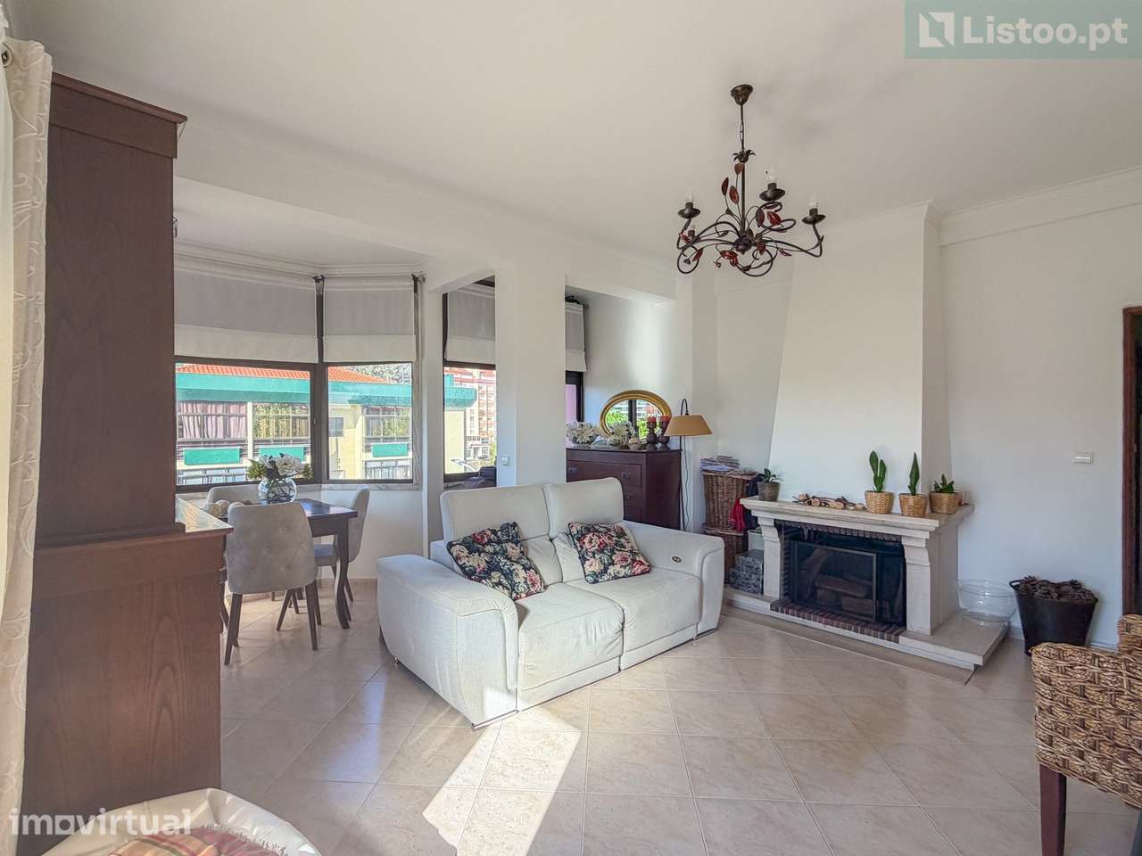 Apartamento T2 na Venteira C/ Varanda, Vista Desafogada e Arrecadação - Grande imagem: 3/26