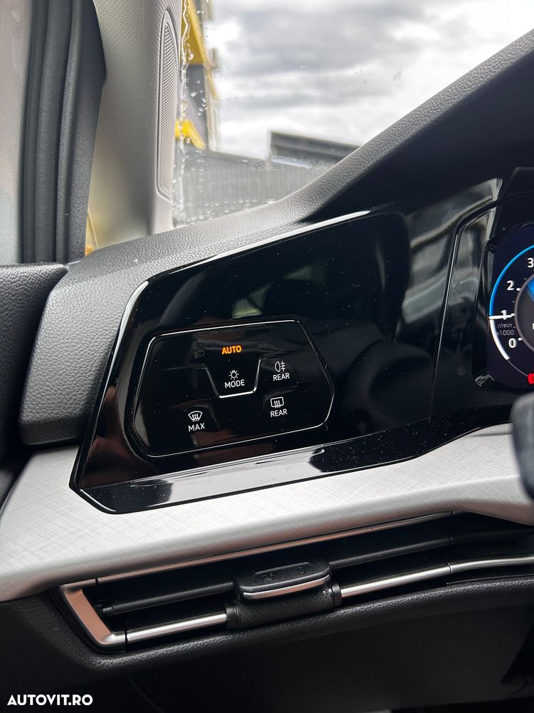 VOLKSWAGEN Golf 2021 — imagine 19