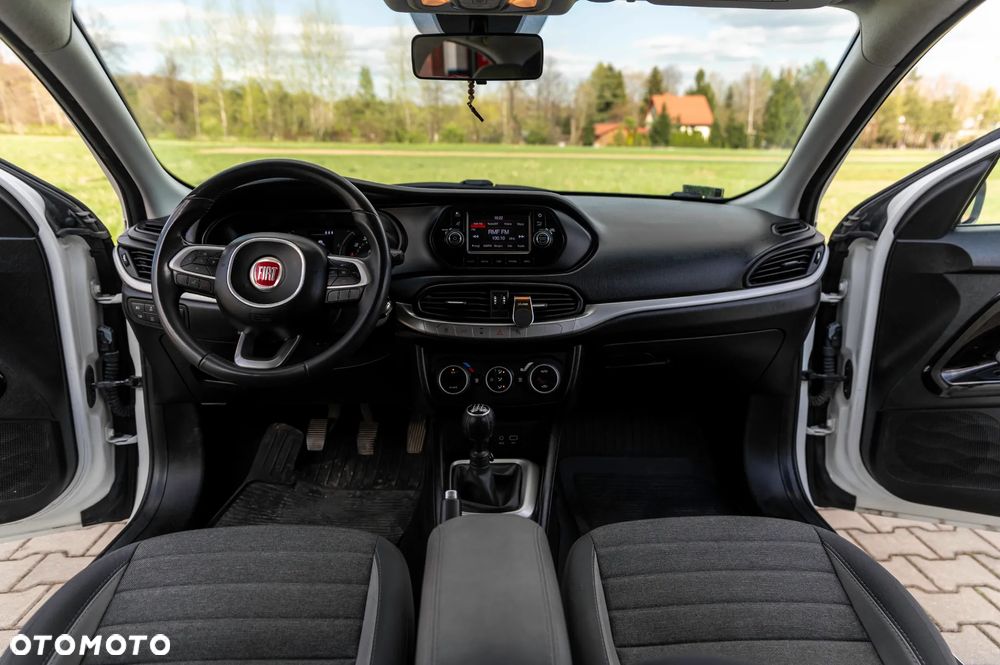 Fiat Tipo 1.4 16v Easy - 21