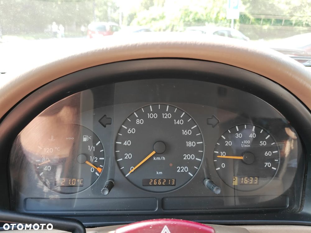 Mercedes-Benz ML - 21
