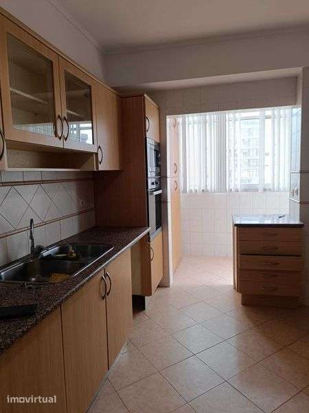 Apartamento com 3 quartos e excelente localização - Grande imagem: 4/12