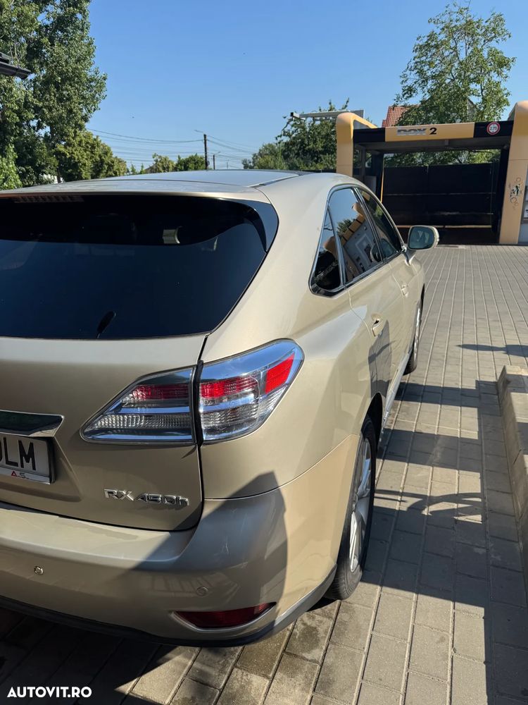 Lexus Seria RX - 3
