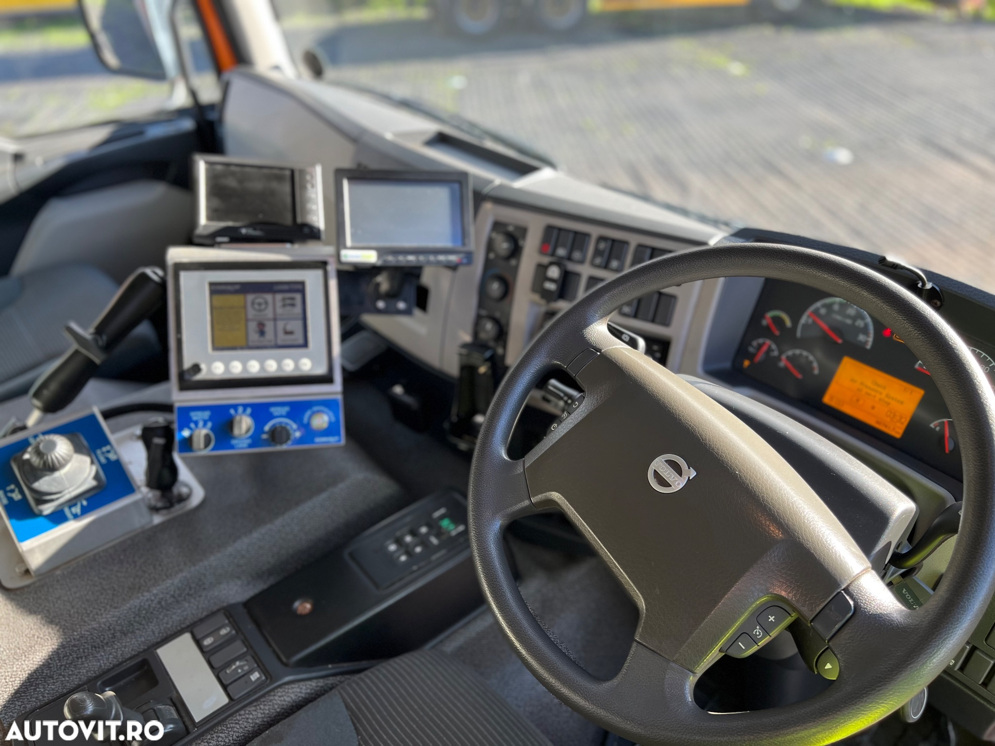 Volvo FL 350 - 8