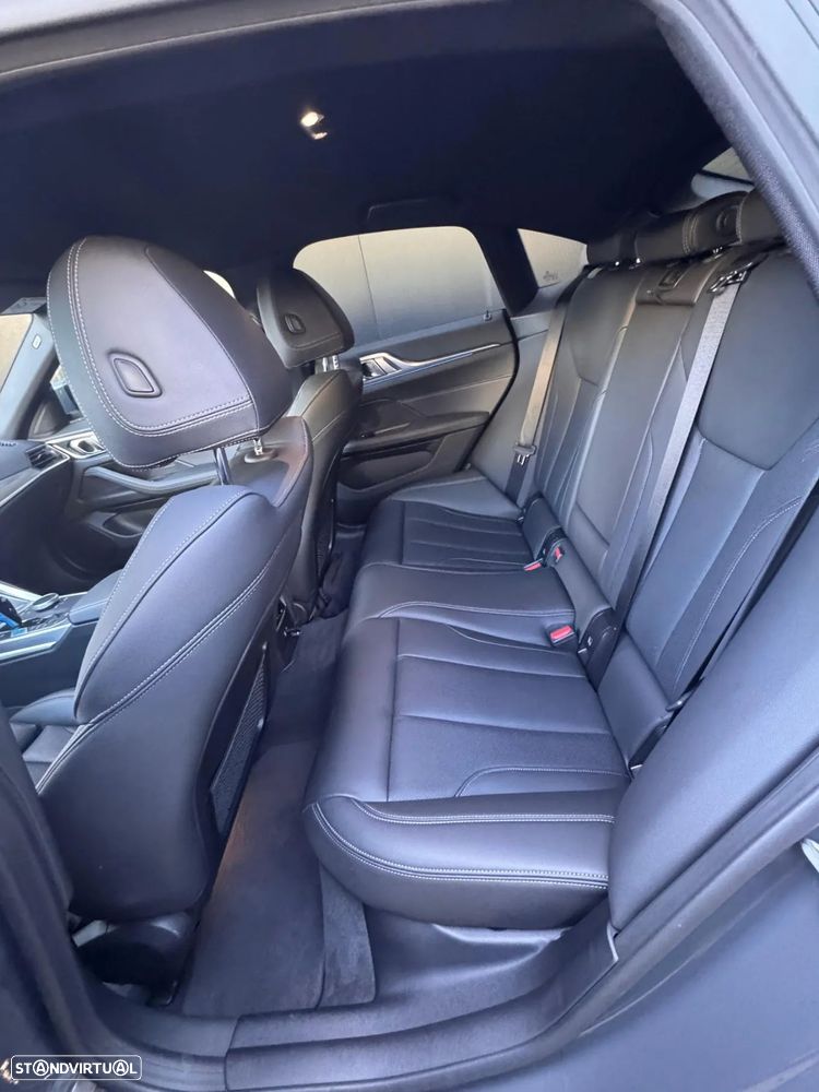 BMW i4 eDrive40 Pack Desportivo M - 8