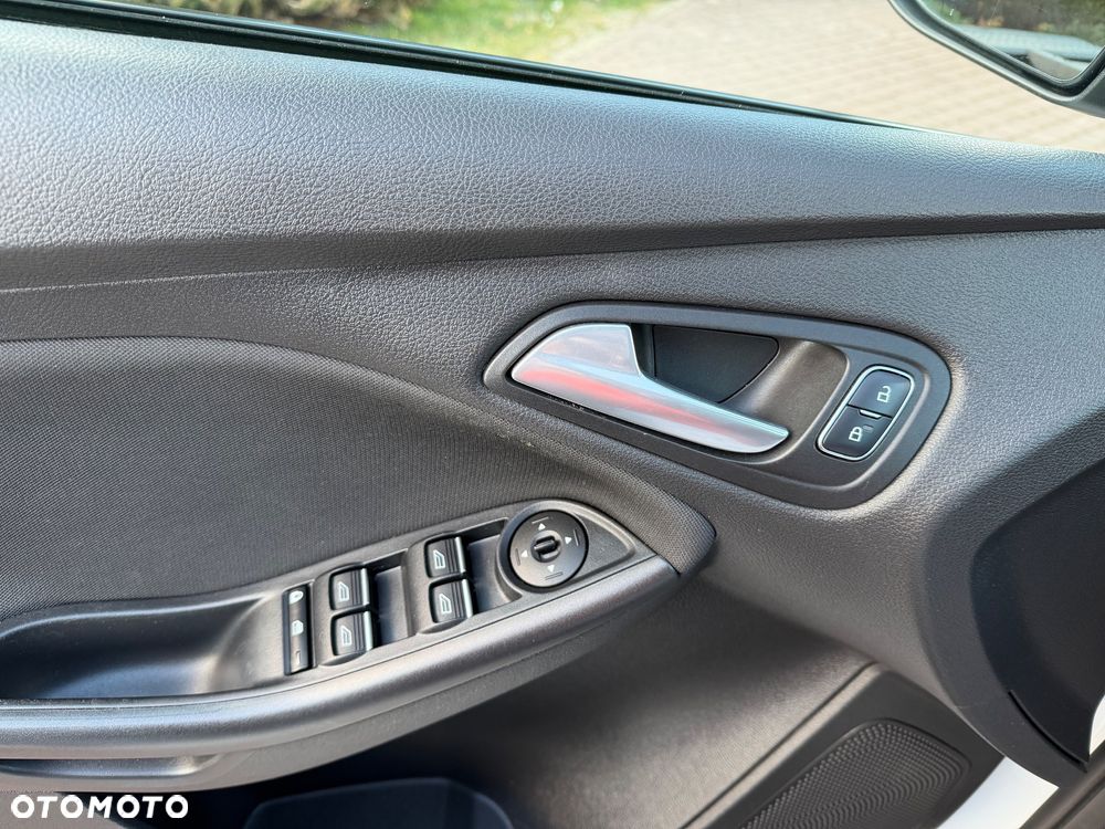 Ford Focus 1.0 EcoBoost ST-Line ASS - 21