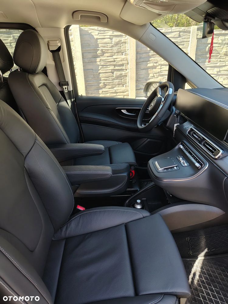 Mercedes-Benz Klasa V 220 d 4-Matic Avantgarde 9G-Tronic (d³ugi) - 12