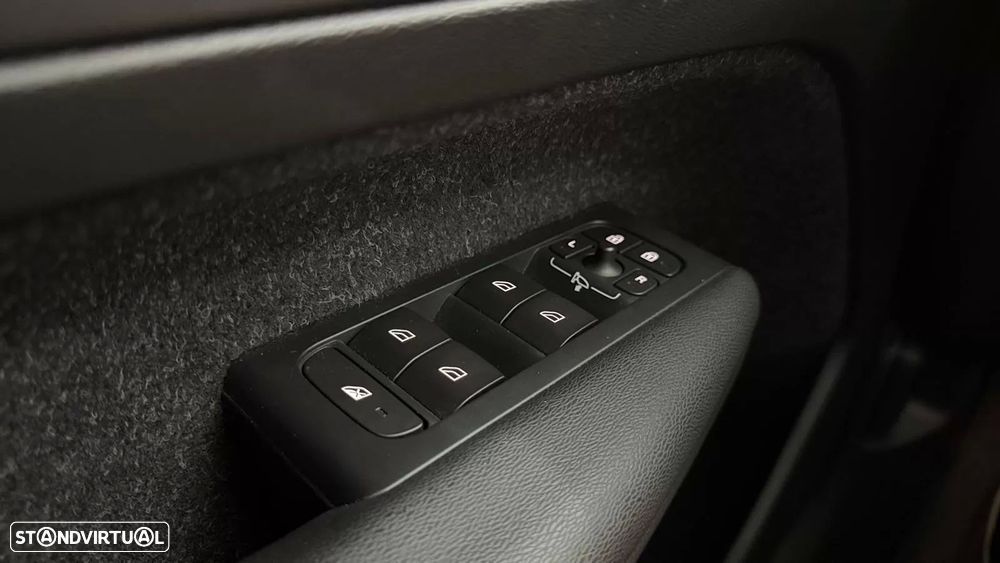 Volvo XC 40 - 31