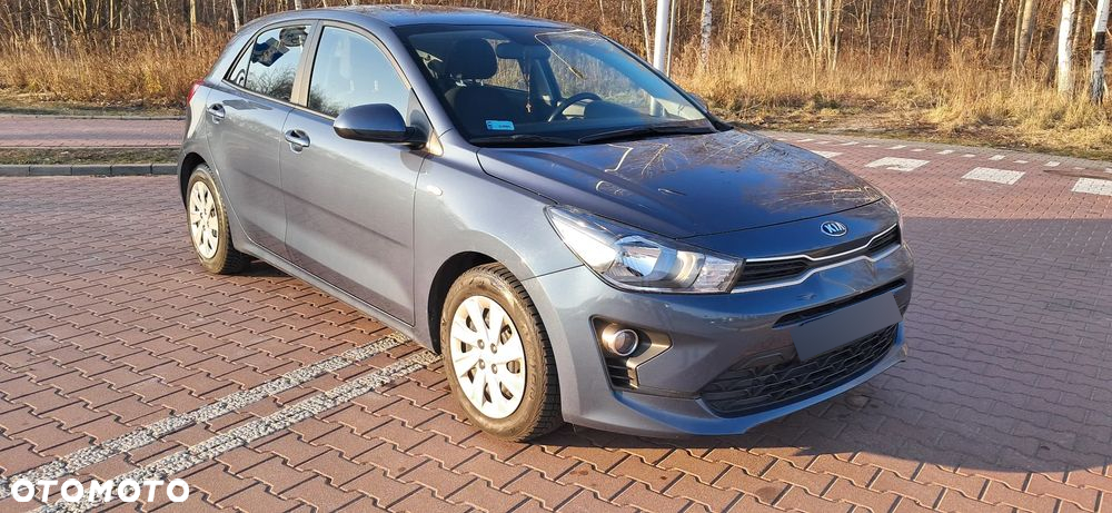 Kia Rio 1.2 M - 10