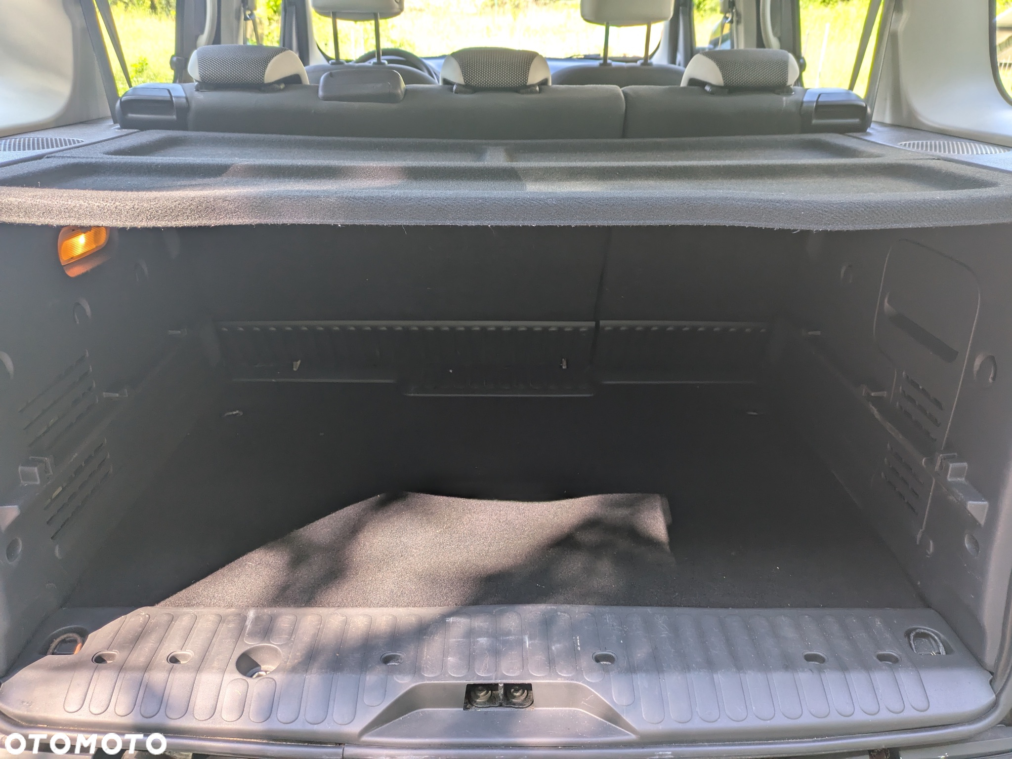 Renault Kangoo 1.5 dCi Privilege Plus - 21