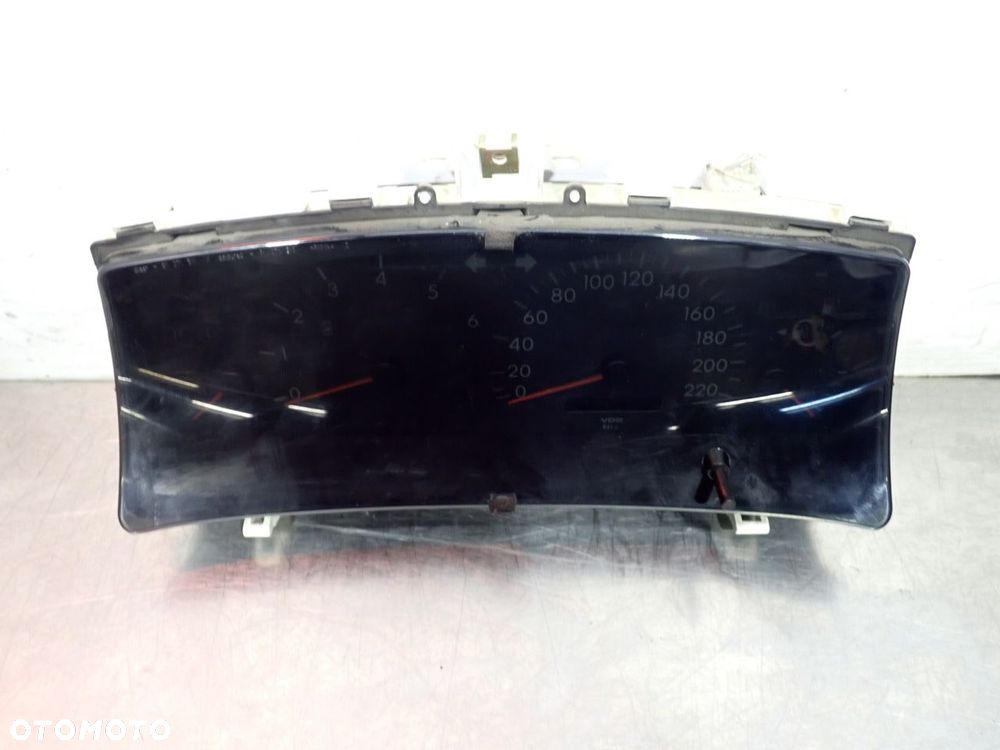 LICZNIK TOYOTA COROLLA E12 - 2