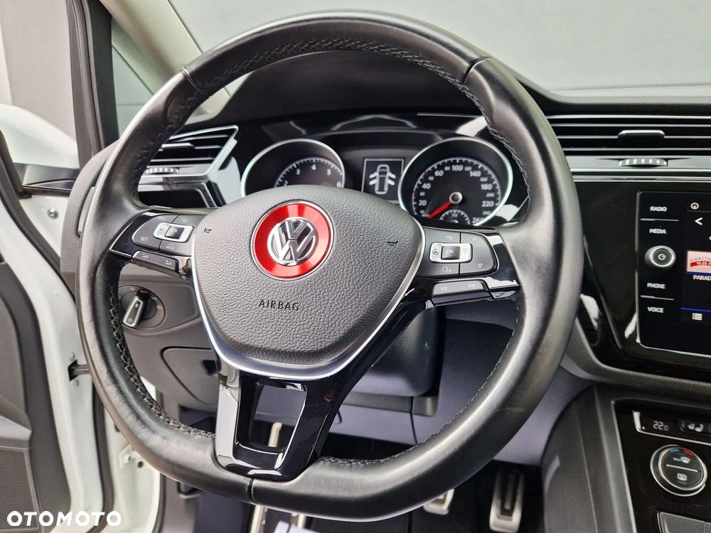 Volkswagen Touran 1.4 TSI (BlueMotion Technology) SOUND - 17
