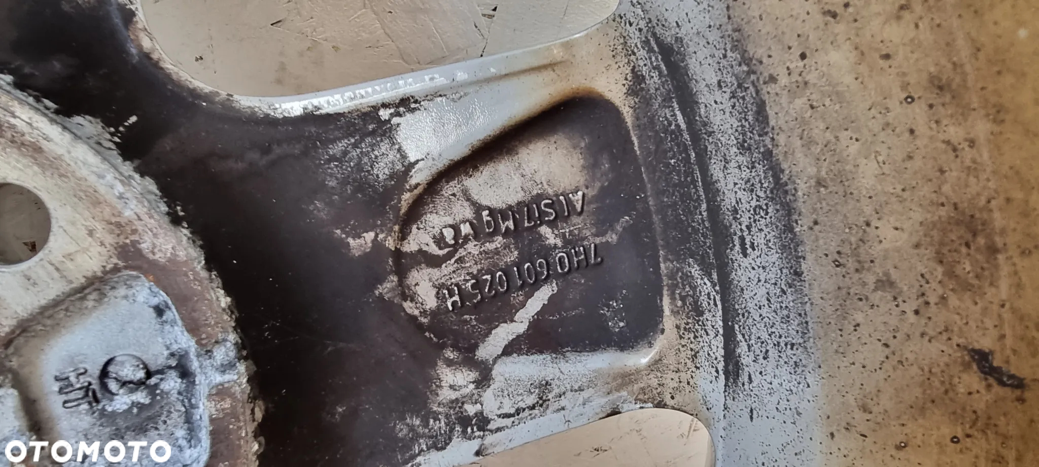 Felga aluminiowa 7Jx17H2 ET55 VW T5 7H0 - 7