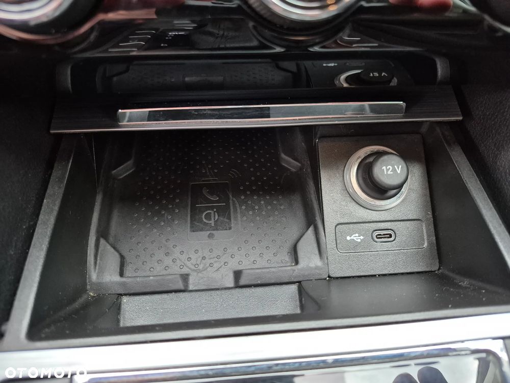 Skoda Superb 2.0 TDI SCR Ambition DSG - 22