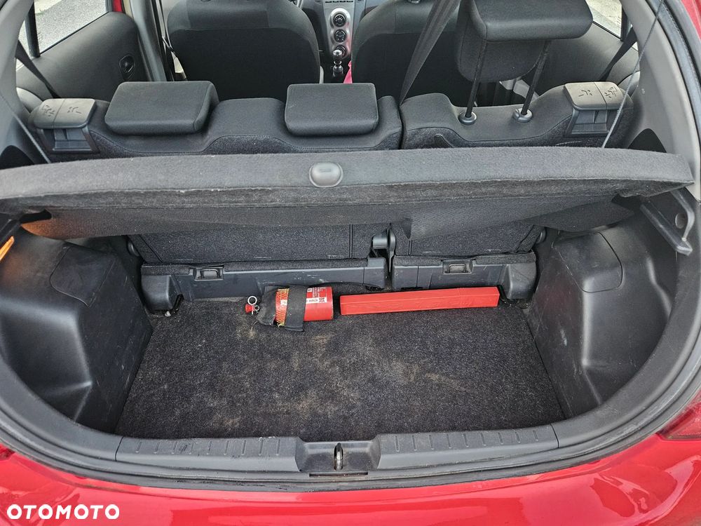 Toyota Yaris 1.33 Luna - 12