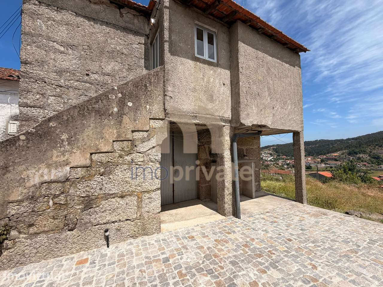 Moradia para restauro em Vilarinho, Santo Tirso - Grande imagem: 2/24