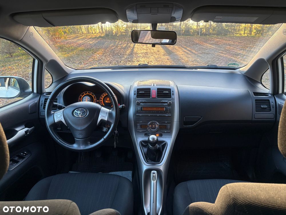 Toyota Auris 1.6 VVT-i Prestige - 37