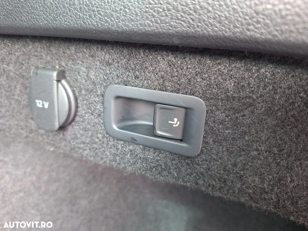 Volkswagen Passat - 23