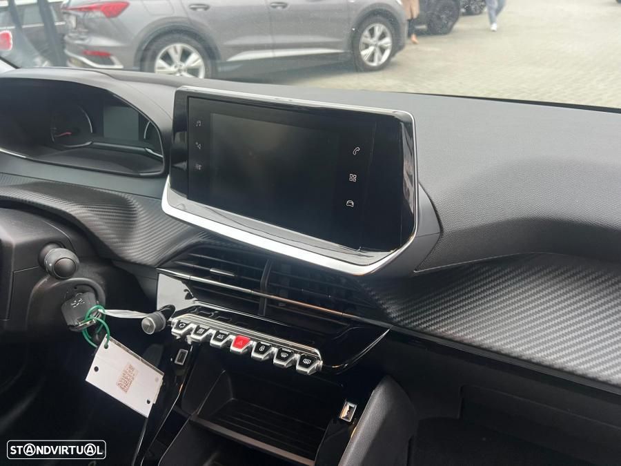Peugeot 208 1.2 PureTech Active - 6