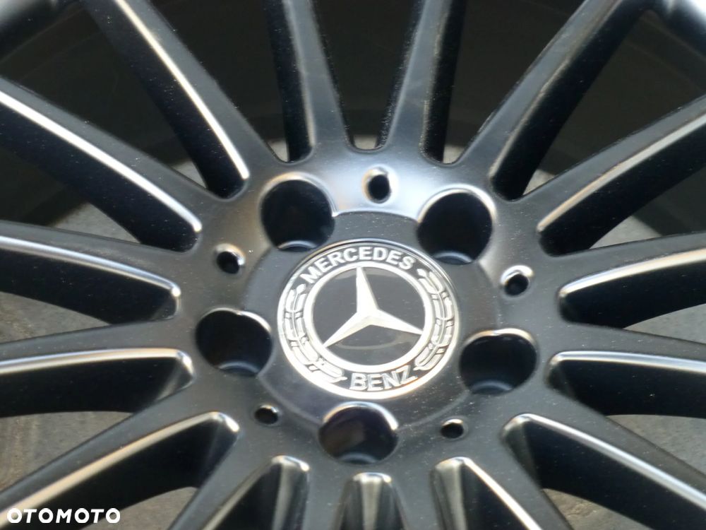 Oryginalne Felgi Mercedes V-klasa Vito A45 CLA A1764010502 8x19et48 - 2