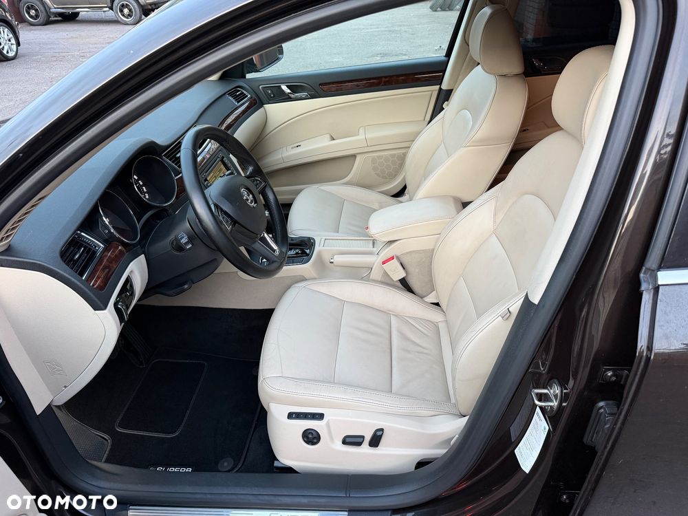 Skoda Superb 1.8 TSI DSG Exclusive - 11