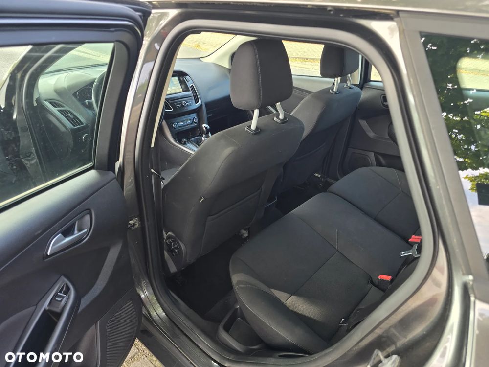 Ford Focus 1.5 TDCi DPF Start-Stopp-System Business - 13