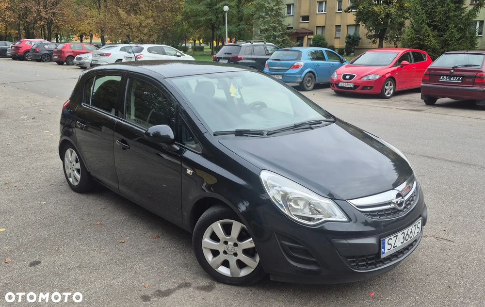 Opel Corsa 1.4 16V Color Edition - 4