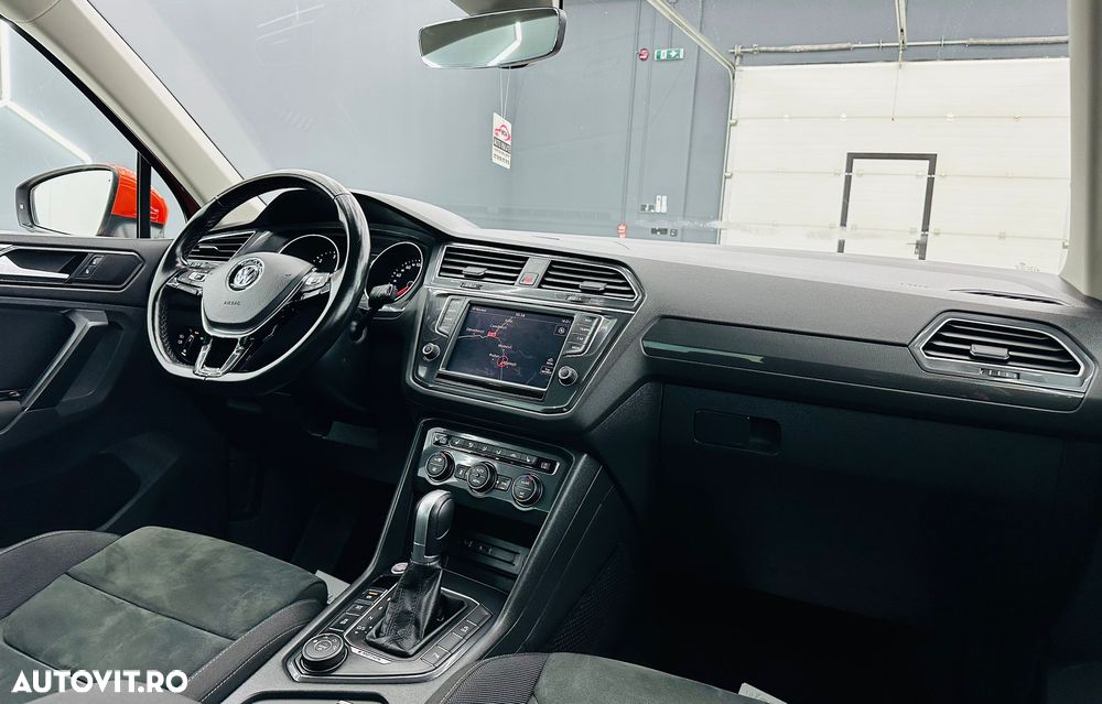 Volkswagen Tiguan 2.0 TDI 4Mot DSG Highline - 22