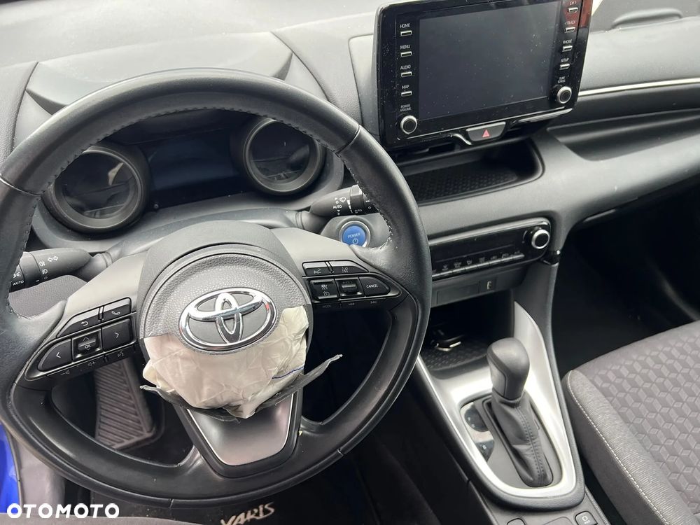 Toyota Yaris Hybrid 1.5 Executive - 14