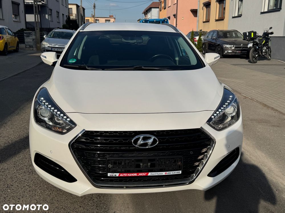Hyundai i40 Kombi 1.7 CRDi Trend - 15