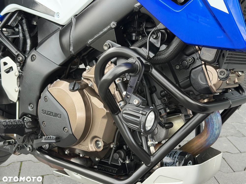 Suzuki V-STROM - 20