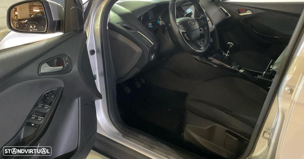 Ford Focus SW 1.5 TDCi Titanium - 5