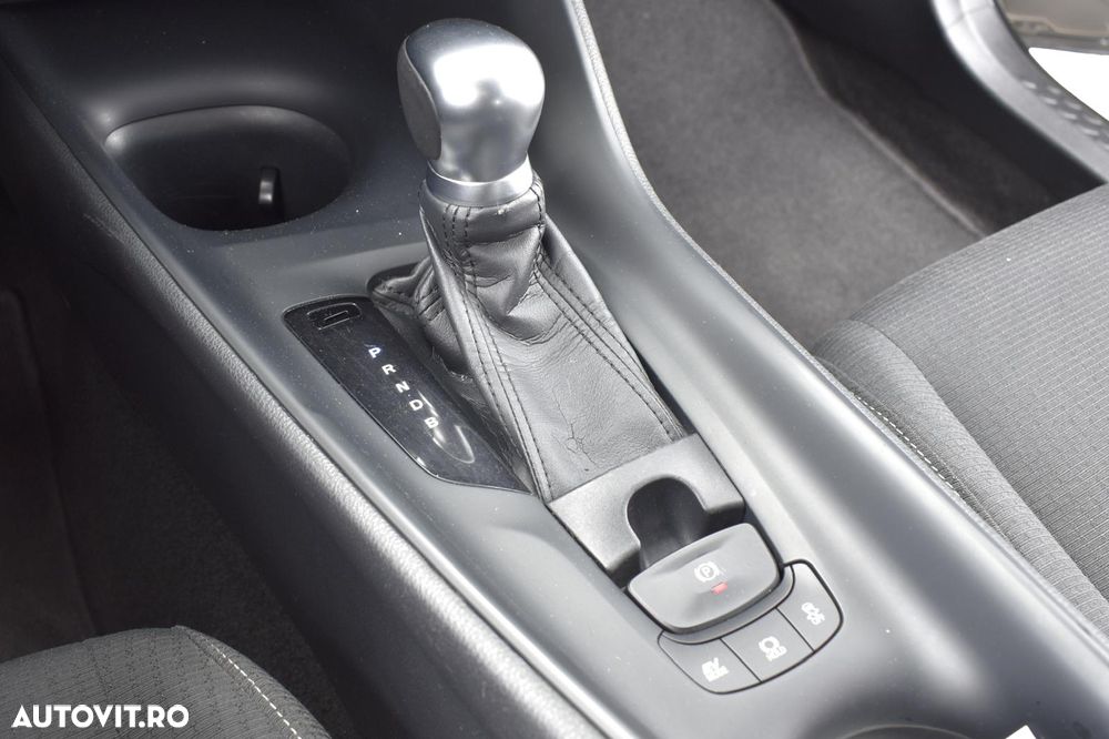 Toyota C-HR Flow - 22
