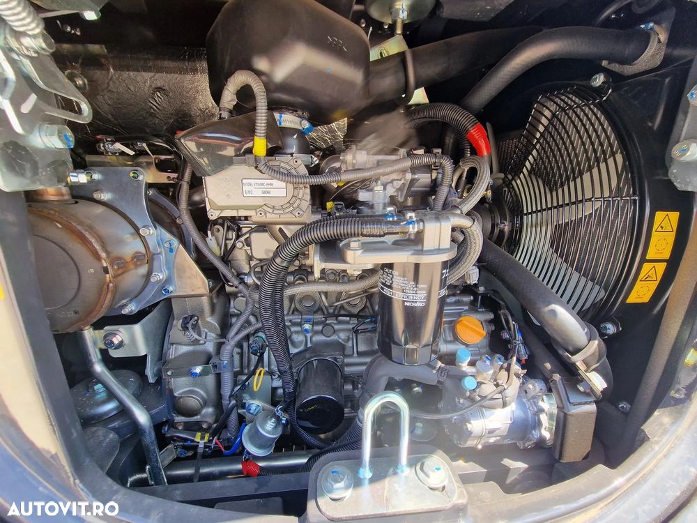 Hitachi ZX48, 5 tone, NOU, CUPLA RAPIDA+3 CUPE noi, Aer conditionat, Instalatia picon pe bratele de excavare, Computer de bord, produs in JAPONIA, posibilitate leasing 5 ani-PROMOTIE 54.500 EUR+Tva - 27