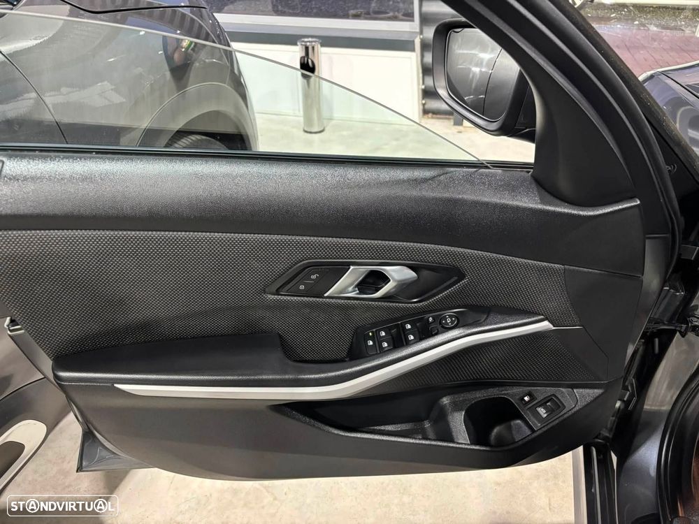 BMW 320 e Corporate Edition Auto - 21
