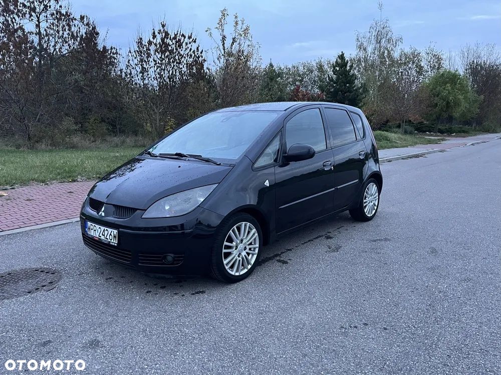 Mitsubishi Colt - 1