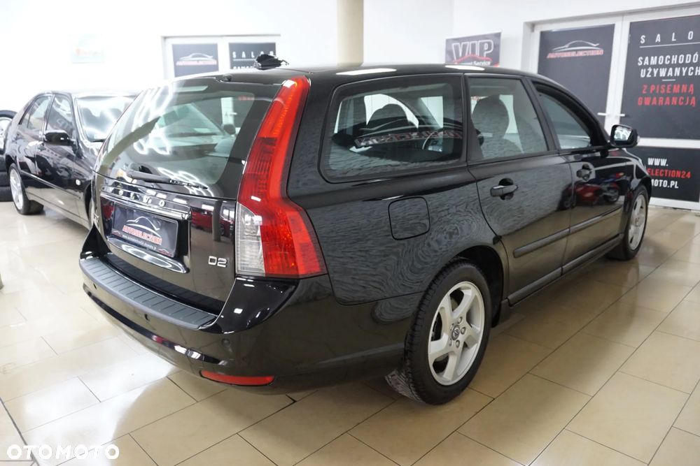 Volvo V50 D2 Kinetic - 10