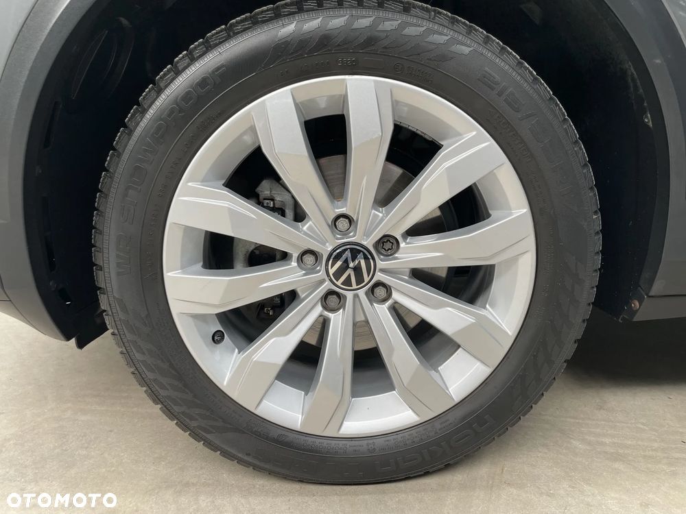 Volkswagen T-Roc 1.0 TSI Advance - 21