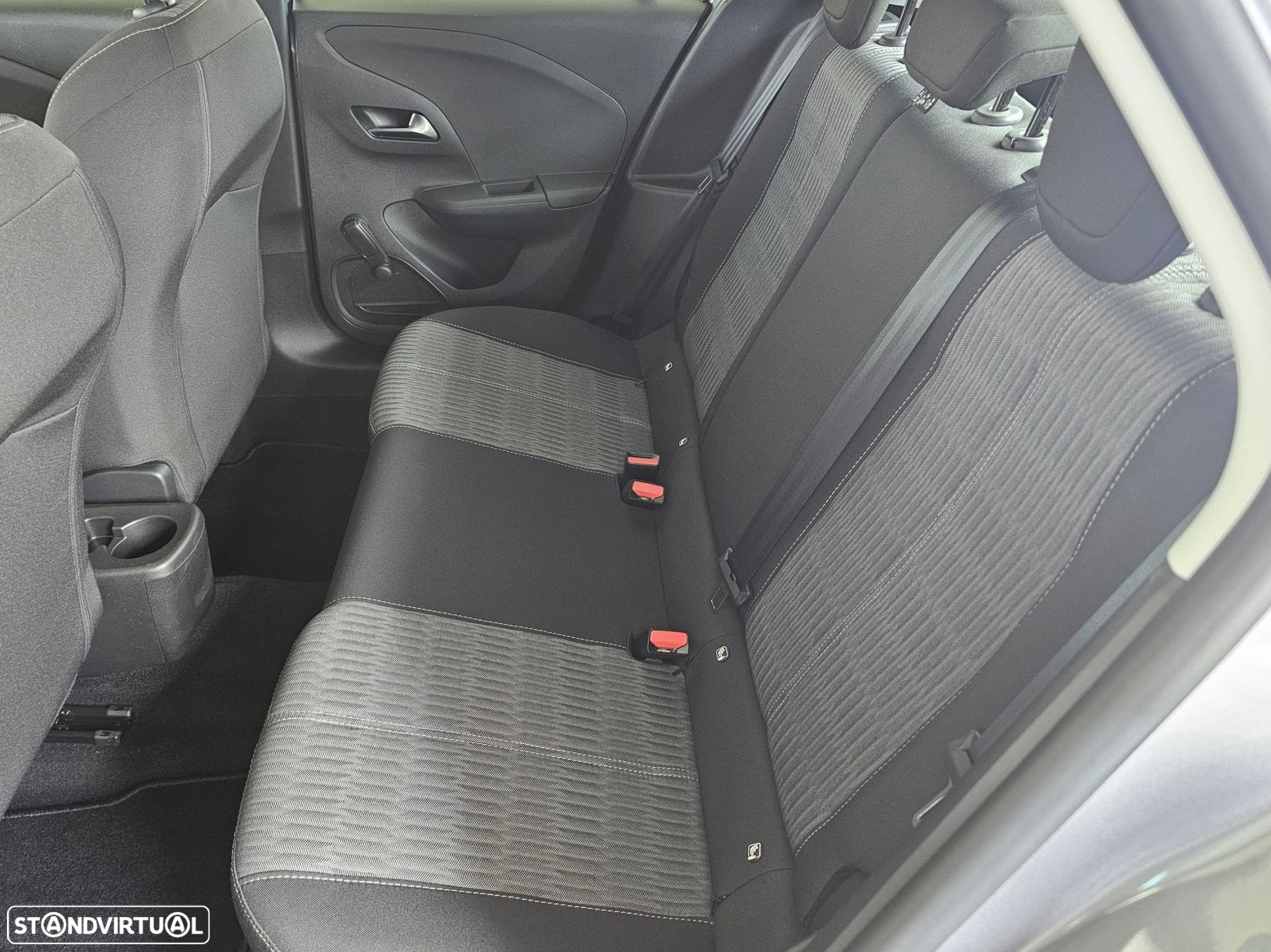Opel Corsa 1.2 Business - 18