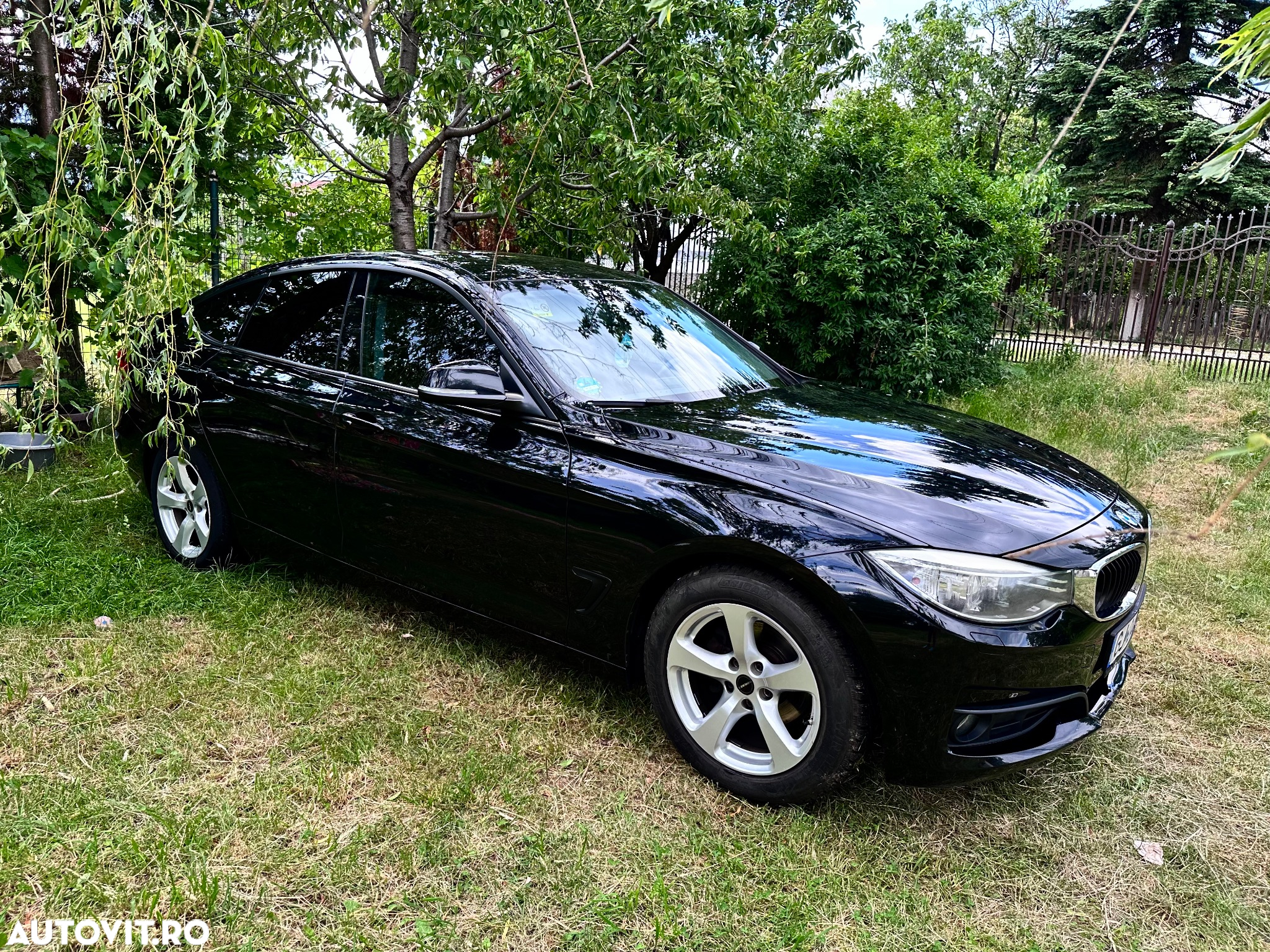 BMW Seria 3 318d - 3
