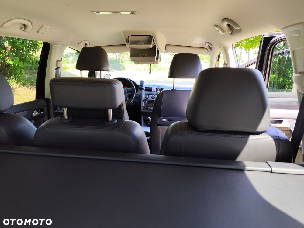 Volkswagen Touran - 8