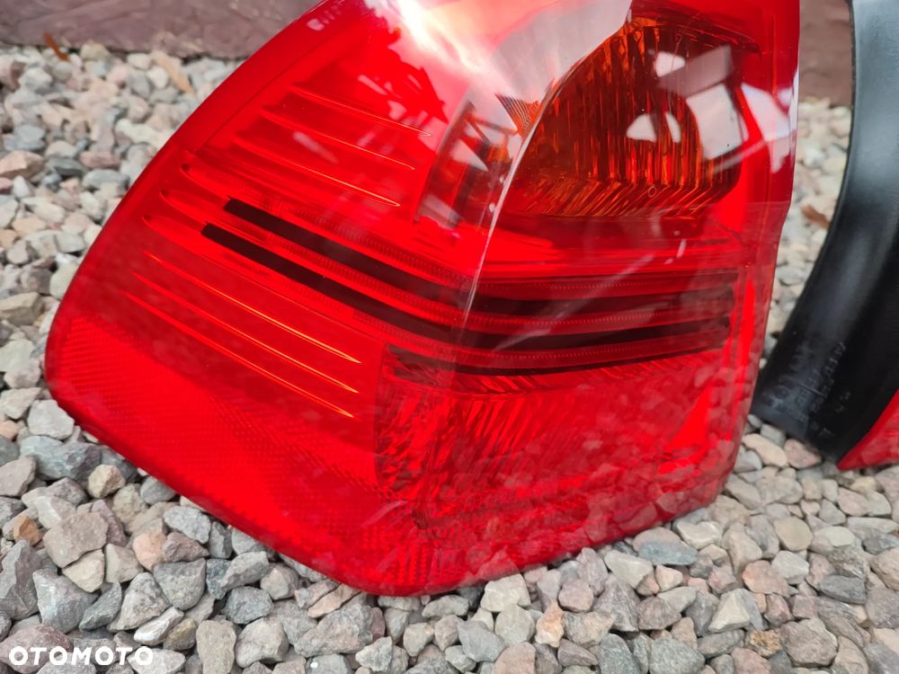 BMW E91 ORYGINALNY KOMPLET LAMP TYŁ / LAMPY TYLNE LEWE / PRAWE / W KLAPĘ O NR. 63 21 6 937 457 / 63 21 6 937 458 / 63 21 6 937 459 / 63 21 6 937 460 OEM W DOBRYM STANIE KOMPLETNE W WKŁADY SPRAWNE W 100% - 10