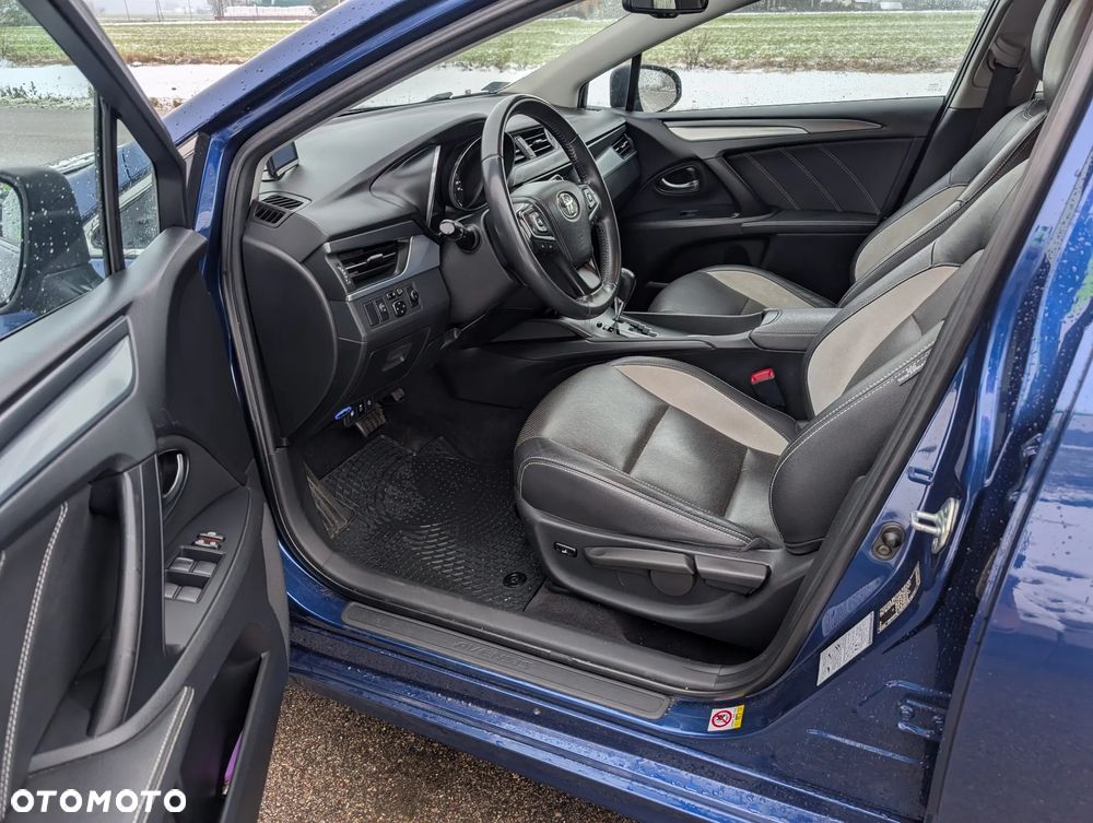 Toyota Avensis 1.8 Prestige MS - 15