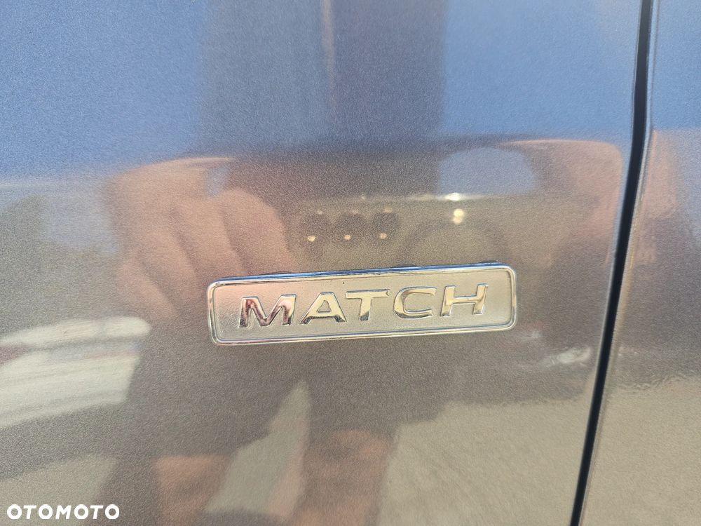 Volkswagen Golf 2.0 TDI DPF 4Motion MATCH - 14
