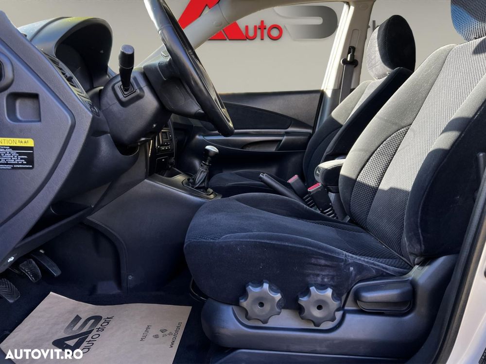 Hyundai Tucson 2.0 CRDI VGT GLS 4WD MT STYLE PLUS - 13