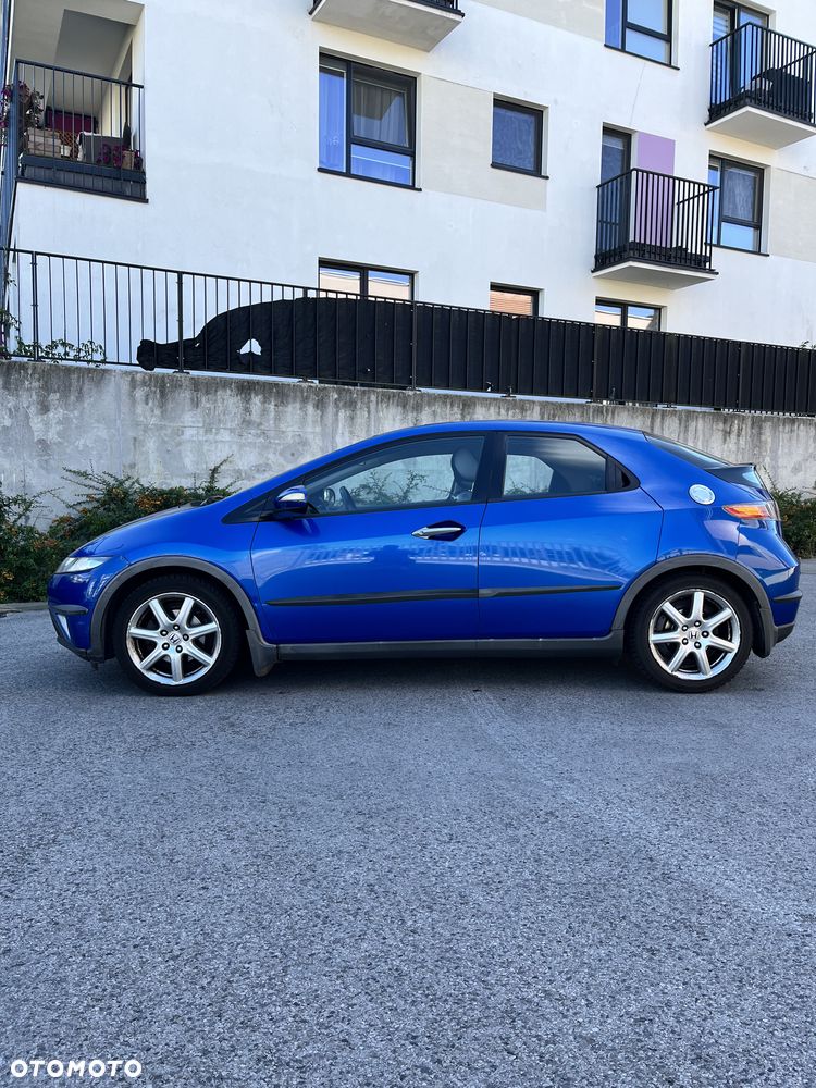 Honda Civic 1.8 Comfort - 4